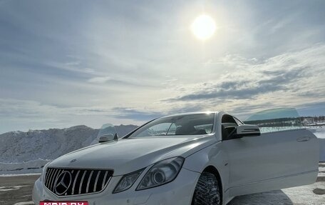Mercedes-Benz E-Класс, 2011 год, 1 260 000 рублей, 17 фотография