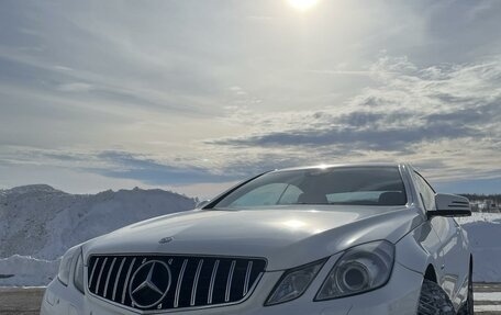 Mercedes-Benz E-Класс, 2011 год, 1 260 000 рублей, 14 фотография