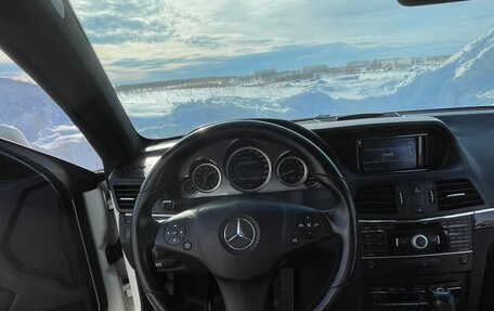 Mercedes-Benz E-Класс, 2011 год, 1 260 000 рублей, 28 фотография