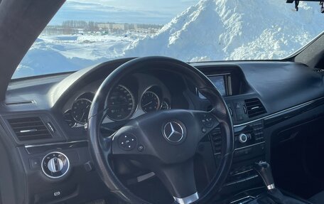 Mercedes-Benz E-Класс, 2011 год, 1 260 000 рублей, 31 фотография