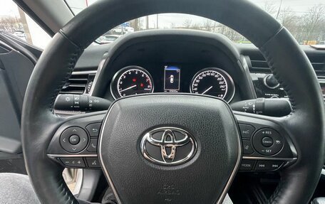 Toyota Camry, 2019 год, 2 995 000 рублей, 5 фотография