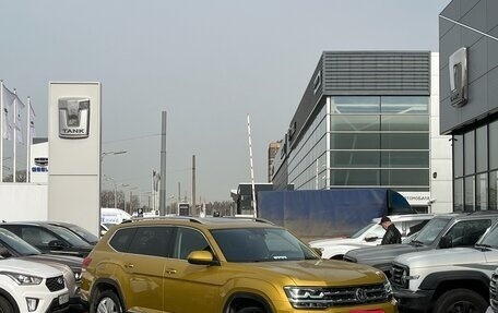 Volkswagen Teramont I, 2018 год, 3 999 000 рублей, 1 фотография