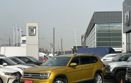 Volkswagen Teramont I, 2018 год, 3 999 000 рублей, 3 фотография