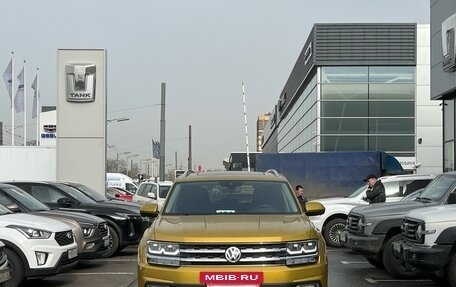 Volkswagen Teramont I, 2018 год, 3 999 000 рублей, 2 фотография