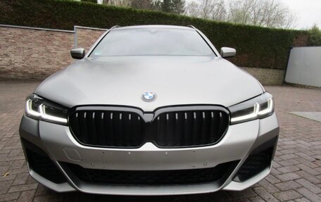 BMW 5 серия, 2021 год, 10 950 000 рублей, 8 фотография