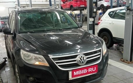 Volkswagen Tiguan I, 2011 год, 1 235 000 рублей, 2 фотография