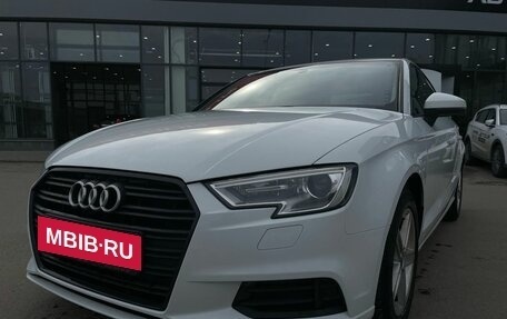 Audi A3, 2019 год, 1 947 050 рублей, 9 фотография