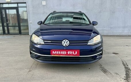 Volkswagen Golf VII, 2019 год, 1 825 000 рублей, 3 фотография