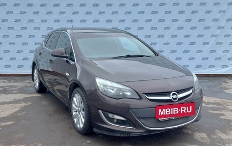 Opel Astra J, 2014 год, 929 000 рублей, 3 фотография