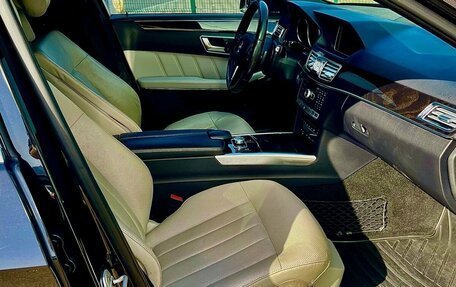 Mercedes-Benz E-Класс, 2013 год, 2 250 000 рублей, 10 фотография