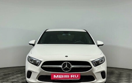 Mercedes-Benz A-Класс, 2018 год, 2 990 000 рублей, 2 фотография