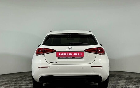 Mercedes-Benz A-Класс, 2018 год, 2 990 000 рублей, 6 фотография