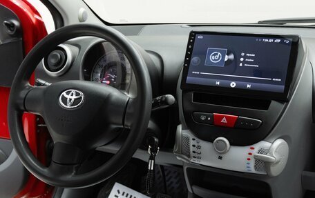 Toyota Aygo II, 2011 год, 595 000 рублей, 10 фотография