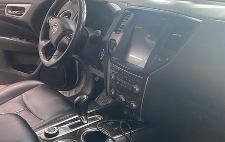 Nissan Pathfinder, 2015 год, 2 099 000 рублей, 6 фотография