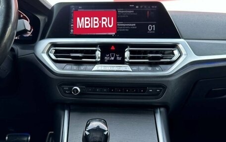 BMW 3 серия, 2019 год, 3 600 000 рублей, 15 фотография
