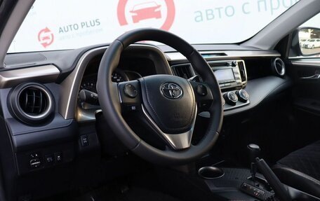 Toyota RAV4, 2015 год, 2 299 000 рублей, 8 фотография