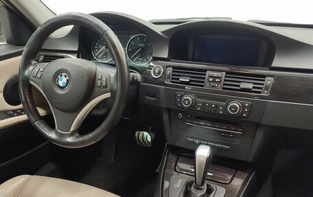 BMW 3 серия, 2011 год, 1 297 000 рублей, 10 фотография