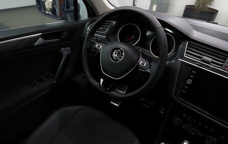 Volkswagen Tiguan II, 2018 год, 2 980 000 рублей, 22 фотография