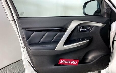 Mitsubishi Pajero Sport III рестайлинг, 2019 год, 3 899 000 рублей, 11 фотография