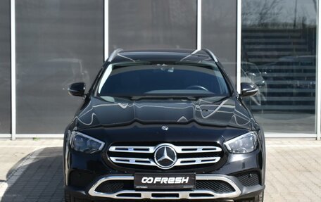 Mercedes-Benz E-Класс, 2020 год, 7 110 000 рублей, 3 фотография