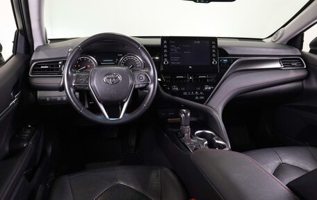 Toyota Camry, 2021 год, 4 199 000 рублей, 6 фотография