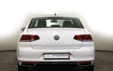 Volkswagen Passat B8 рестайлинг, 2020 год, 3 100 000 рублей, 6 фотография
