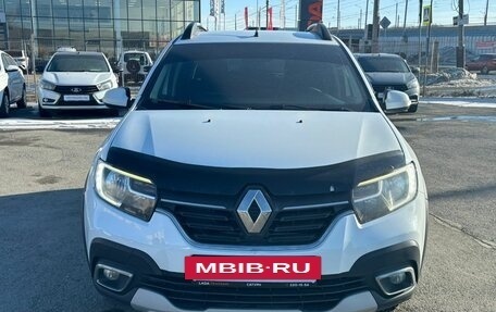 Renault Sandero II рестайлинг, 2019 год, 890 000 рублей, 2 фотография