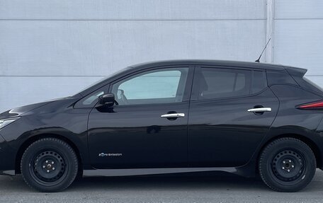 Nissan Leaf II, 2018 год, 2 200 000 рублей, 4 фотография
