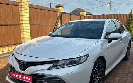 Toyota Camry, 2018 год, 2 780 000 рублей, 25 фотография