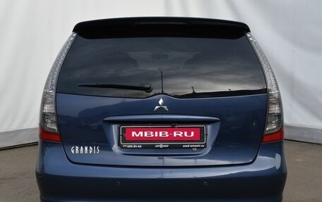 Mitsubishi Grandis, 2006 год, 979 000 рублей, 5 фотография