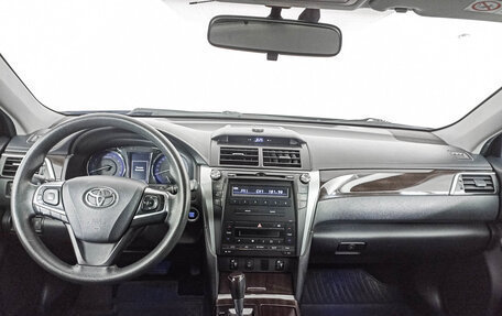 Toyota Camry, 2015 год, 2 303 000 рублей, 14 фотография