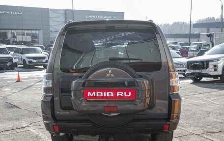 Mitsubishi Pajero IV, 2011 год, 2 229 000 рублей, 6 фотография