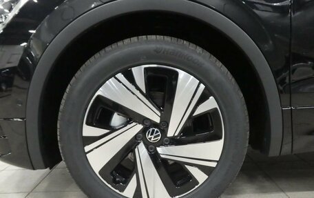 Volkswagen Tiguan II, 2023 год, 5 917 600 рублей, 7 фотография