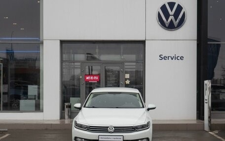 Volkswagen Passat B8 рестайлинг, 2019 год, 2 820 000 рублей, 7 фотография
