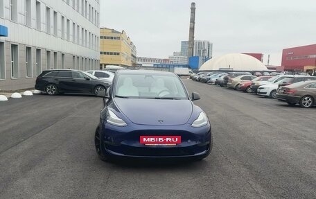 Tesla Model Y I, 2020 год, 4 150 000 рублей, 5 фотография