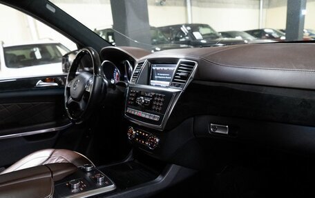 Mercedes-Benz GL-Класс, 2013 год, 2 875 000 рублей, 17 фотография