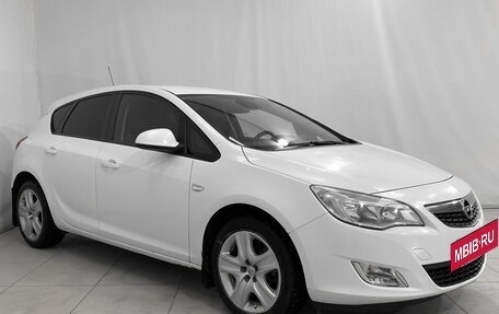 Opel Astra J, 2012 год, 799 000 рублей, 3 фотография
