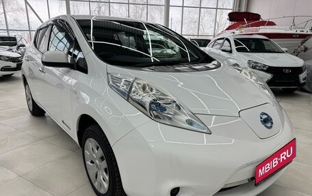 Nissan Leaf I, 2013 год, 1 050 000 рублей, 2 фотография
