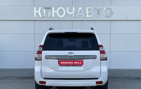 Toyota Land Cruiser Prado 150 рестайлинг 2, 2014 год, 3 369 000 рублей, 5 фотография