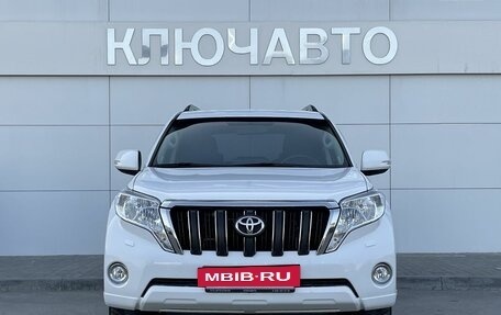 Toyota Land Cruiser Prado 150 рестайлинг 2, 2014 год, 3 369 000 рублей, 2 фотография
