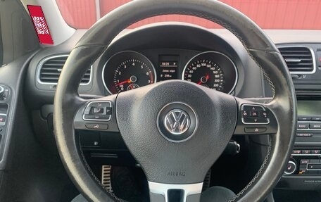 Volkswagen Golf VI, 2011 год, 880 000 рублей, 1 фотография
