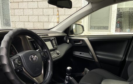 Toyota RAV4, 2015 год, 2 600 000 рублей, 4 фотография