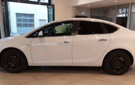 Opel Astra J, 2013 год, 1 115 000 рублей, 2 фотография