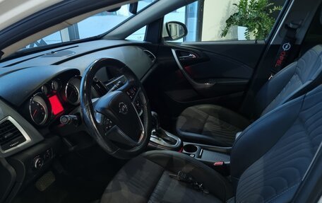 Opel Astra J, 2013 год, 1 115 000 рублей, 9 фотография