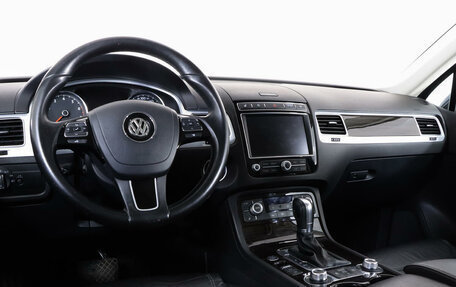 Volkswagen Touareg III, 2017 год, 3 714 000 рублей, 11 фотография