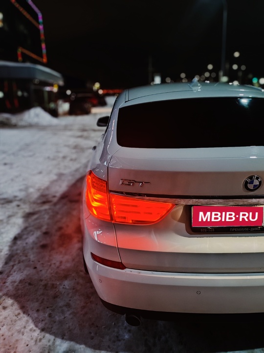 BMW 5 серия GT, 2011 год, 1 700 000 рублей, 2 фотография