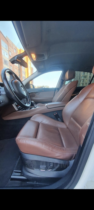 BMW 5 серия GT, 2011 год, 1 700 000 рублей, 16 фотография