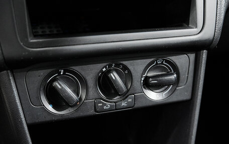 Volkswagen Polo VI (EU Market), 2012 год, 827 000 рублей, 24 фотография