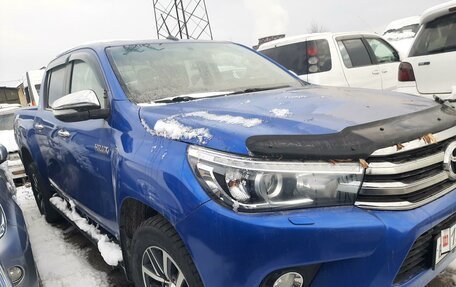 Toyota Hilux VIII, 2017 год, 1 700 000 рублей, 3 фотография