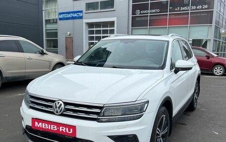 Volkswagen Tiguan II, 2017 год, 2 840 000 рублей, 28 фотография